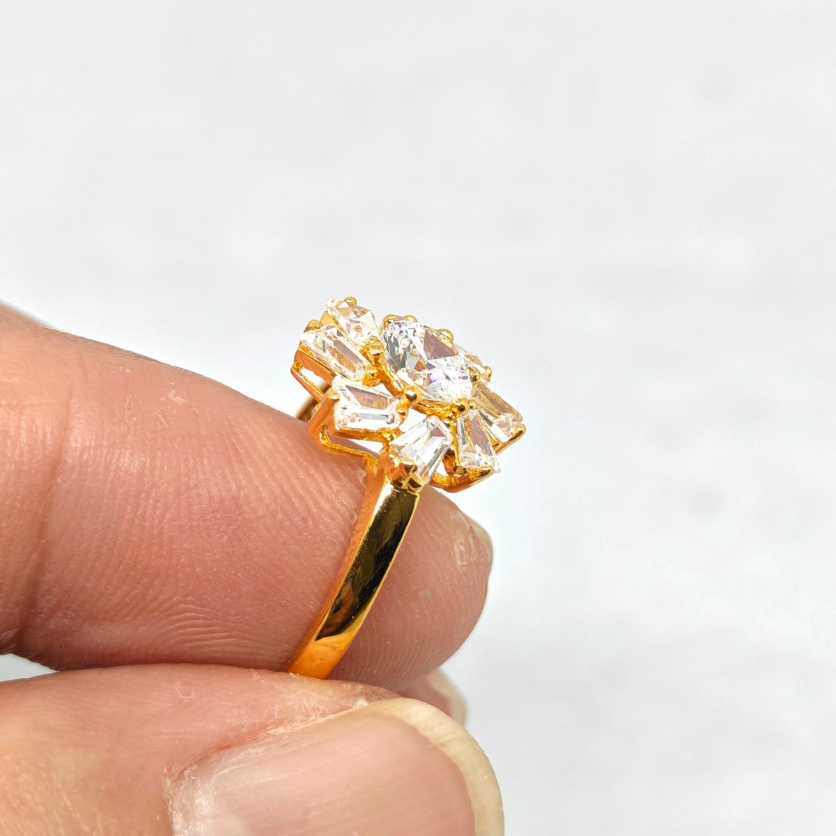 PANGLIMA EMAS Flower Stone Ring 916 Gold - Image 3
